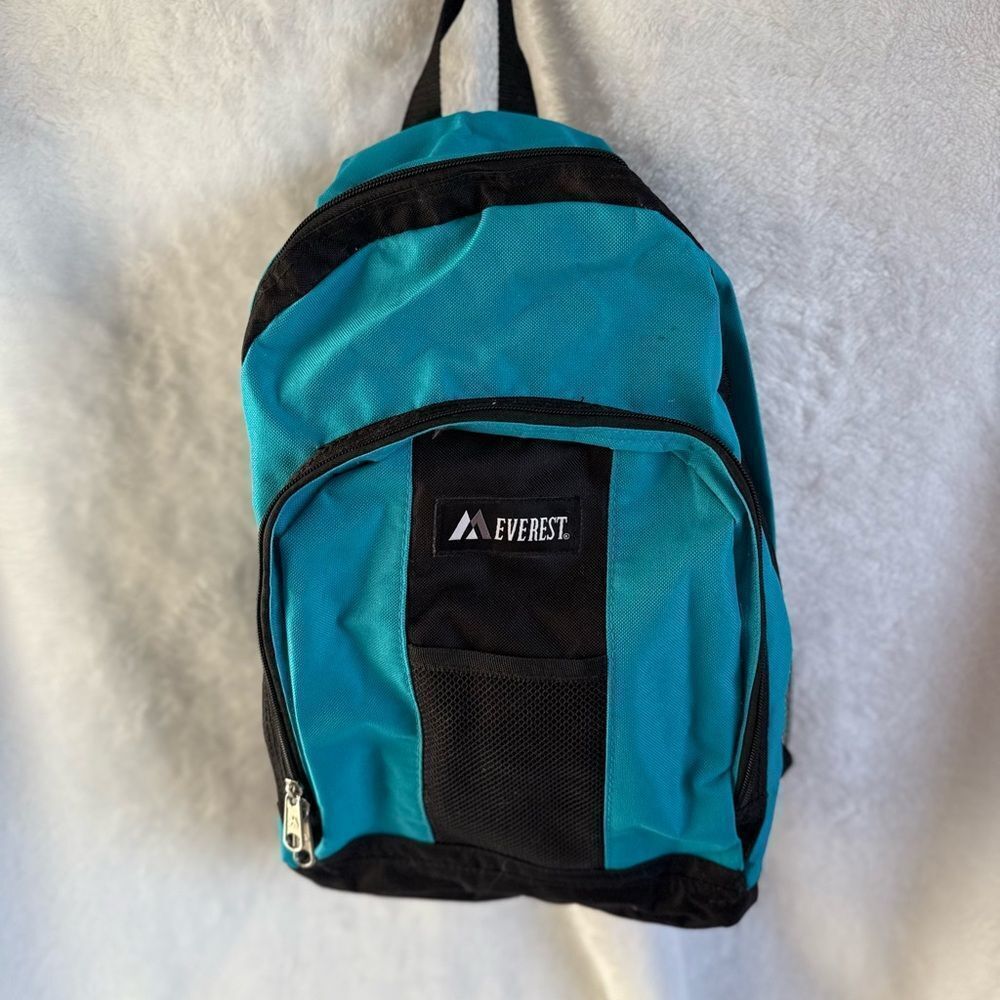 Everest Backpack